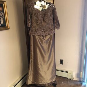 Mother of the bride dress